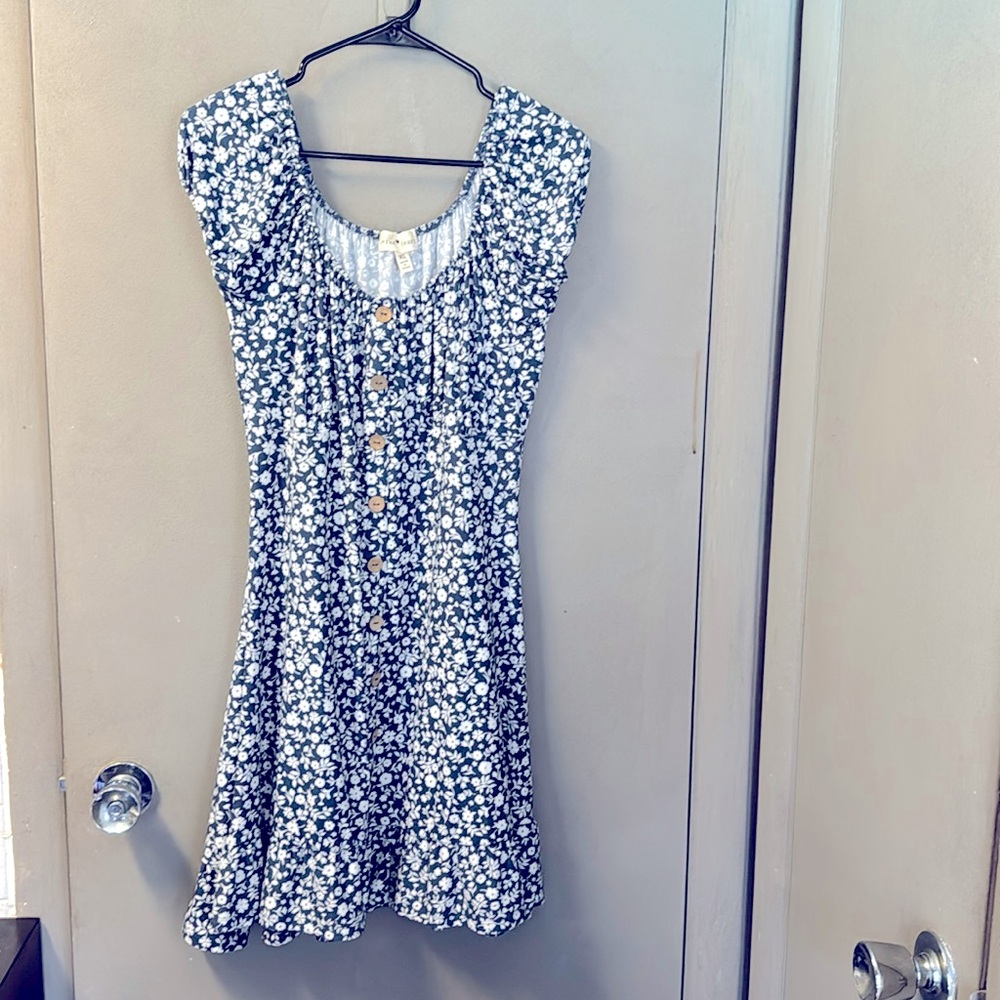 Blue & white flowered sundress